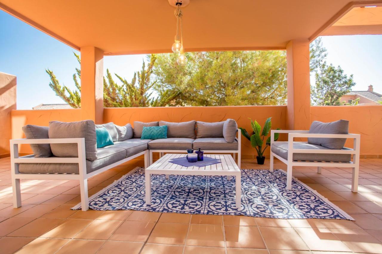 Ample Luxury Apart Fancy Marbella Golf & Padel Exterior photo