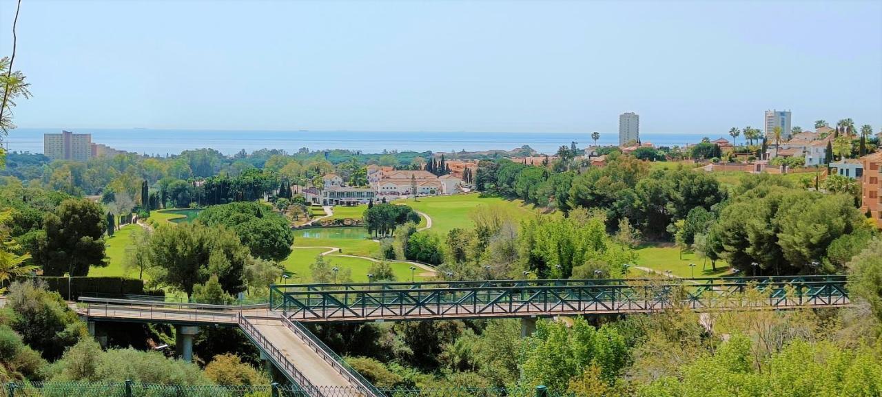 Ample Luxury Apart Fancy Marbella Golf & Padel Exterior photo