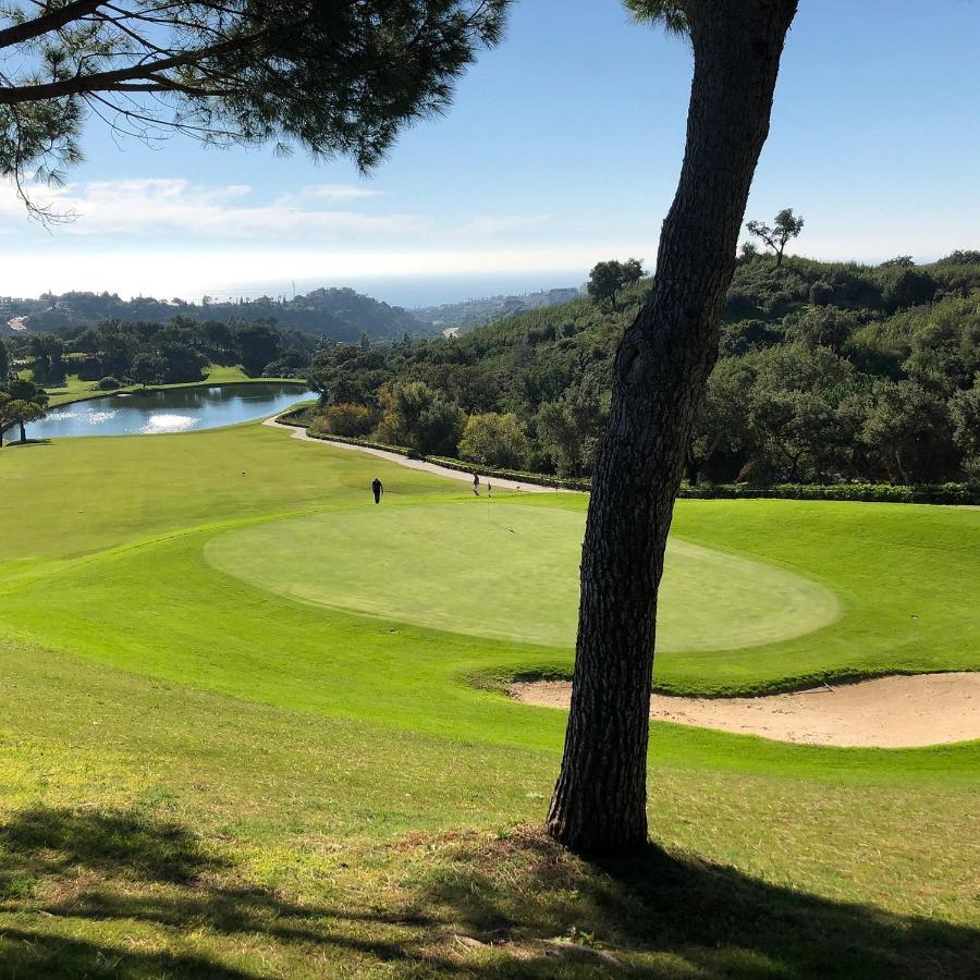 Ample Luxury Apart Fancy Marbella Golf & Padel Exterior photo