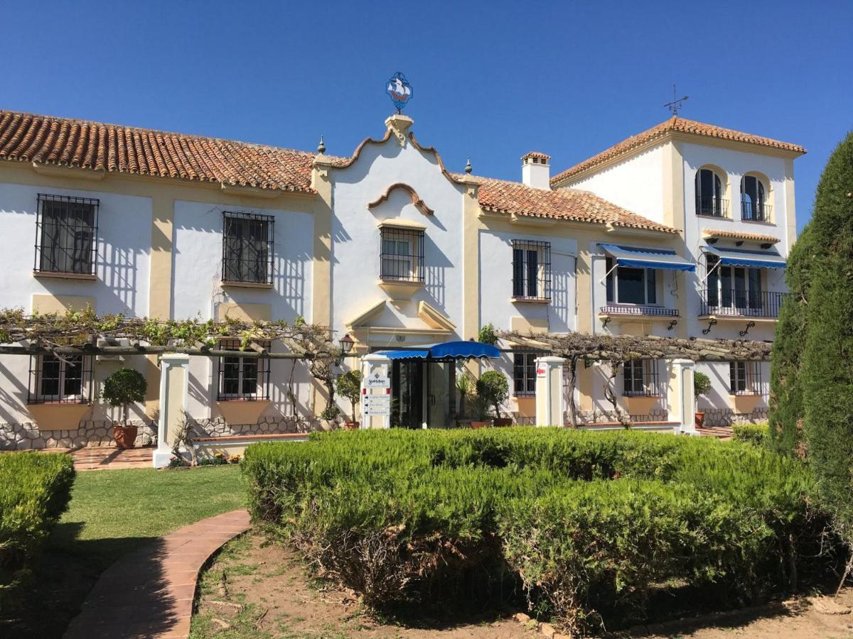 Ample Luxury Apart Fancy Marbella Golf & Padel Exterior photo