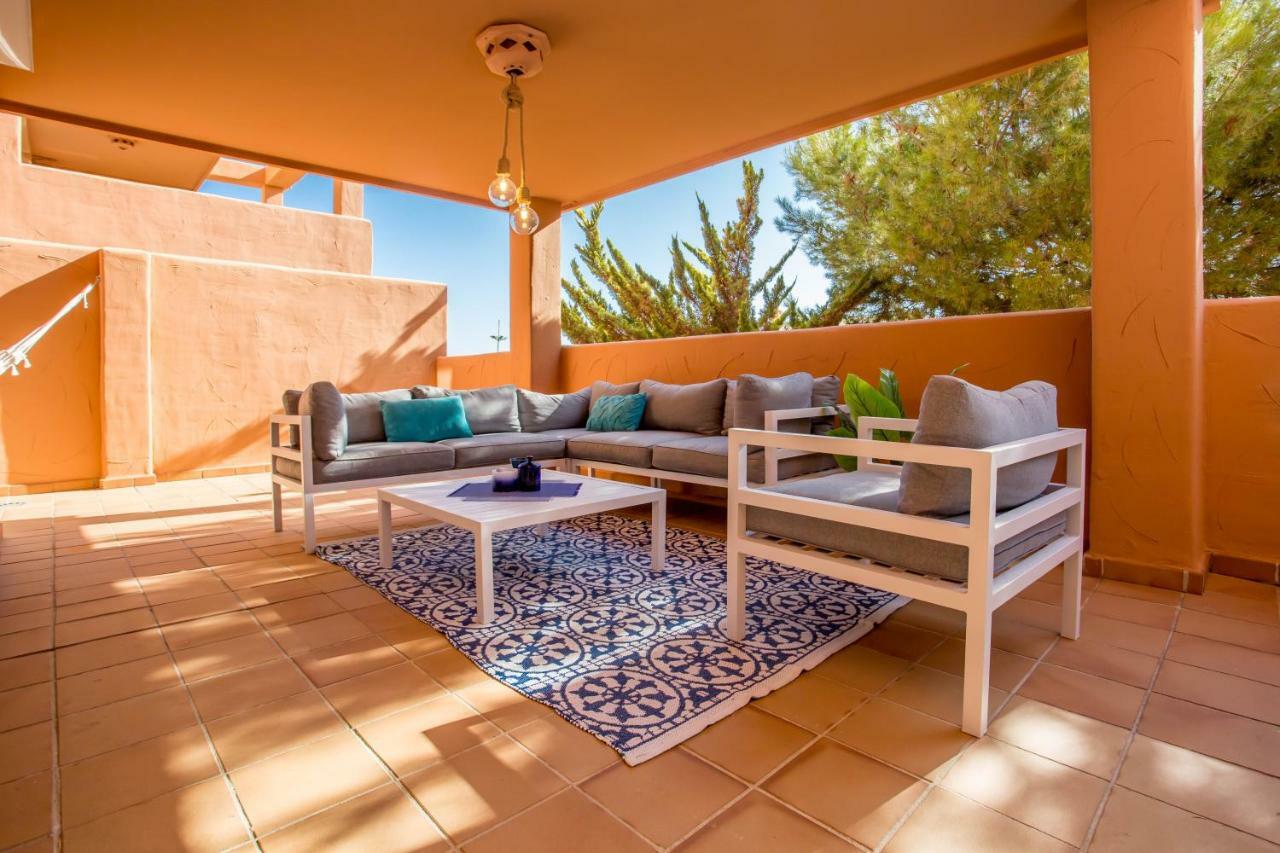 Ample Luxury Apart Fancy Marbella Golf & Padel Exterior photo