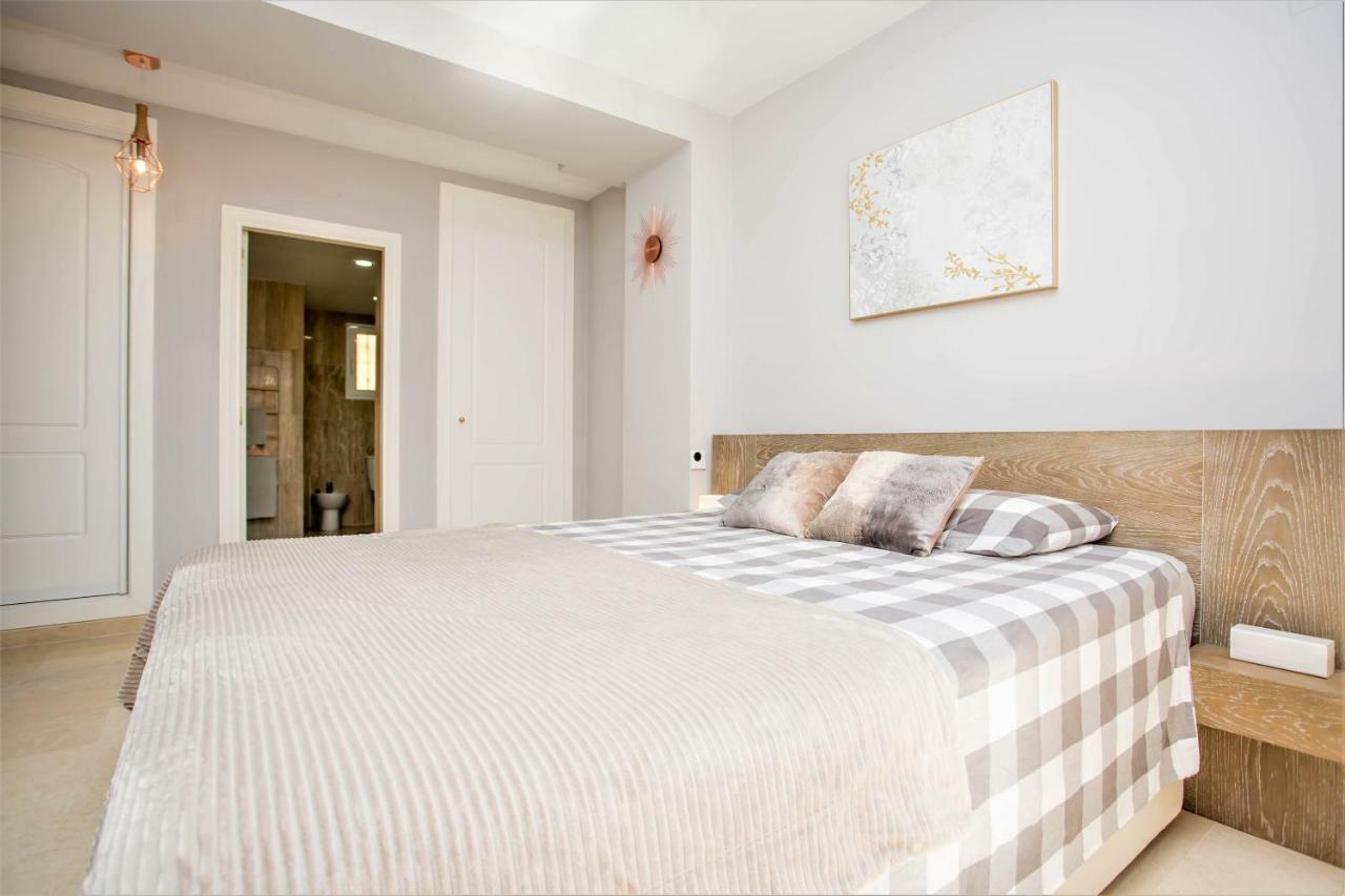 Ample Luxury Apart Fancy Marbella Golf & Padel Exterior photo